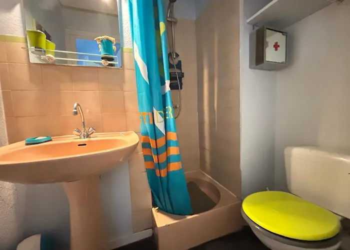 Centre-ville, 100m Plage, Confort Et Praticite - Fr-1-197-378 *